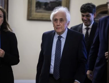 Ο Αντώνης Ρουπακιώτης ορκίστηκε υπηρεσιακός υπουργός Εσωτερικών (φωτο)